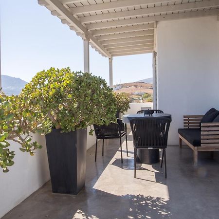 Edem Suites Andros Town Room photo